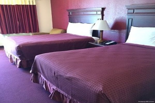 OZARK INN (Mena)